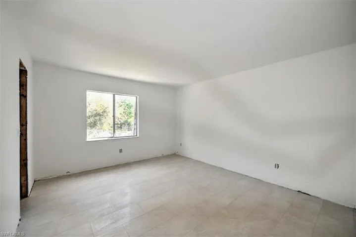 16200  Dublin  CIR, Fort Myers, FL 33908