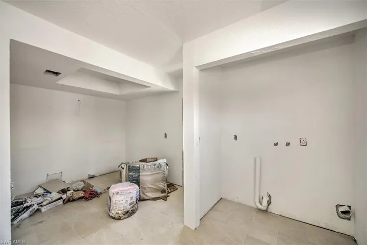 16200  Dublin  CIR, Fort Myers, FL 33908