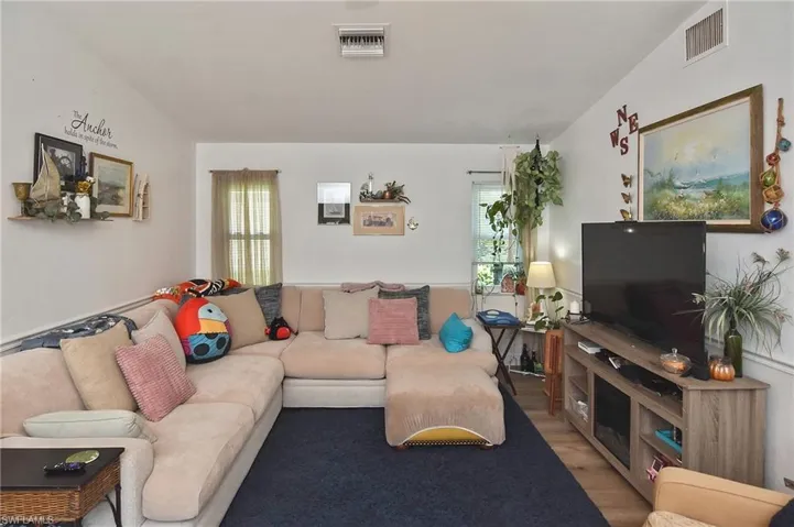 1414 Se 18th Ter, Cape Coral, Florida 33990