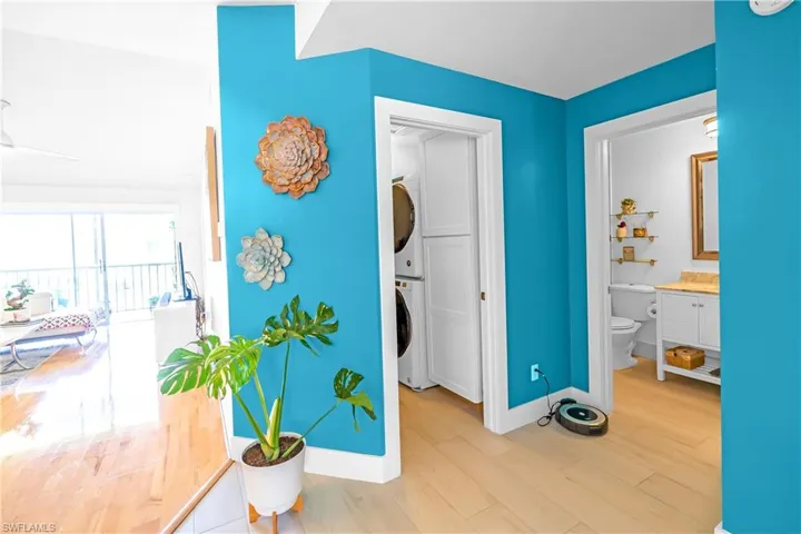 1330 Derbyshire Ct E203, Naples, Florida 34116