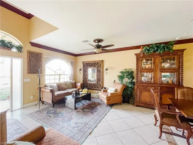 8386 Bamboo Rd, Fort Myers Fl 33967