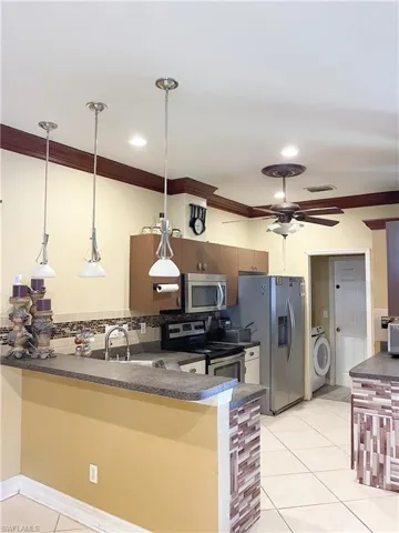 8386 Bamboo Rd, Fort Myers Fl 33967