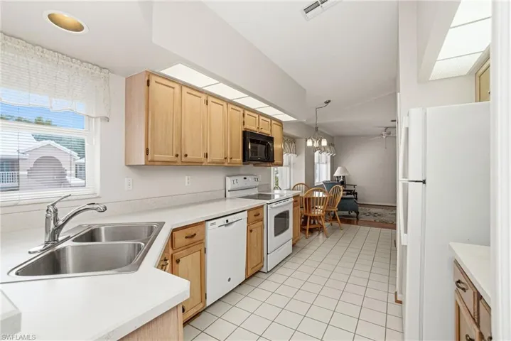 3991 Windward Passage Cir 202, Bonita Springs, Florida 34134
