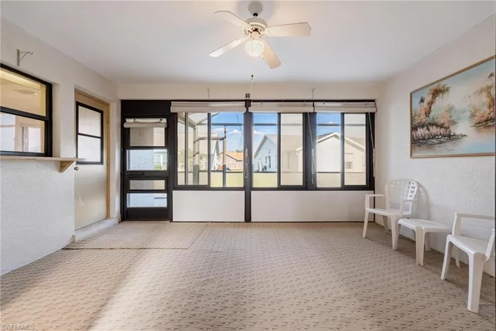 Bonus room leads out to screened lanai