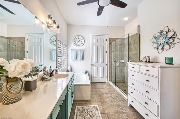 Seamless Shower Doors