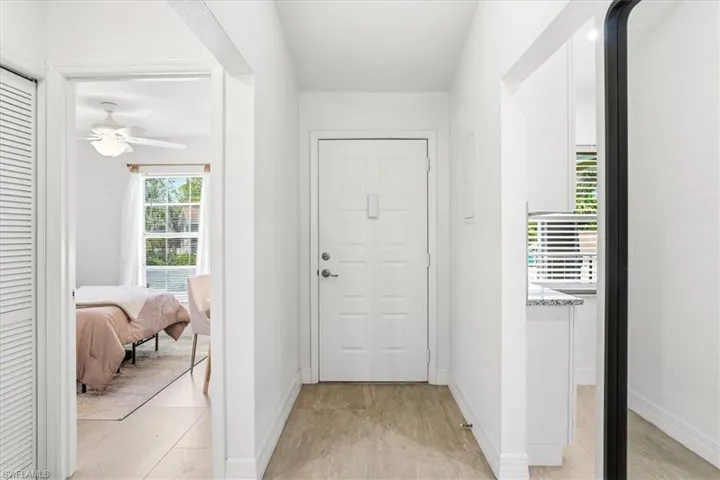 1714 Kings Lake Blvd 202, Naples, Florida 34112