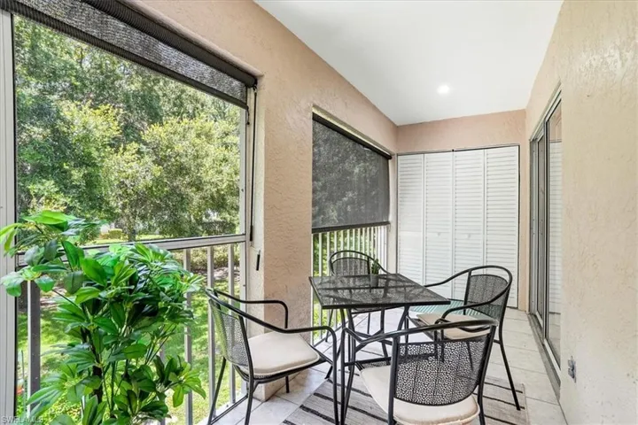 1714 Kings Lake Blvd 202, Naples, Florida 34112