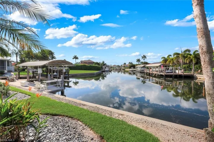 1771 Hummingbird Ct, Marco Island, Florida 34145