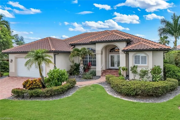 1771 Hummingbird Ct, Marco Island, Florida 34145