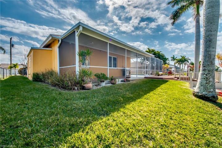 3420 SW 5th AVE, CAPE CORAL FL 33914