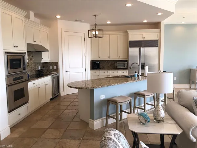 1400 Gulf Shore Blvd N 310, Naples, Florida 34102