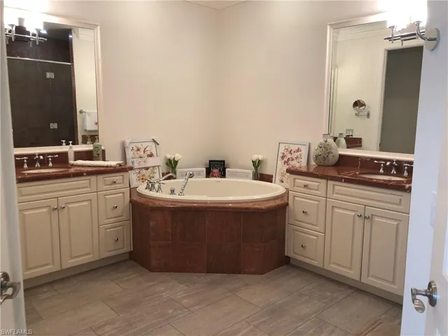 1400 Gulf Shore Blvd N 310, Naples, Florida 34102