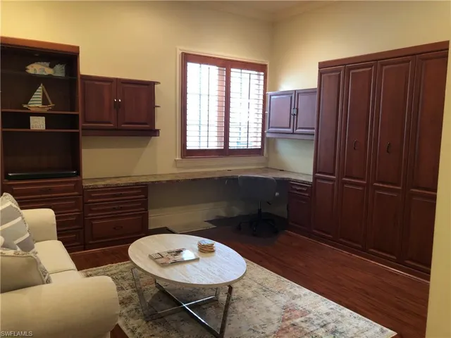 1400 Gulf Shore Blvd N 310, Naples, Florida 34102