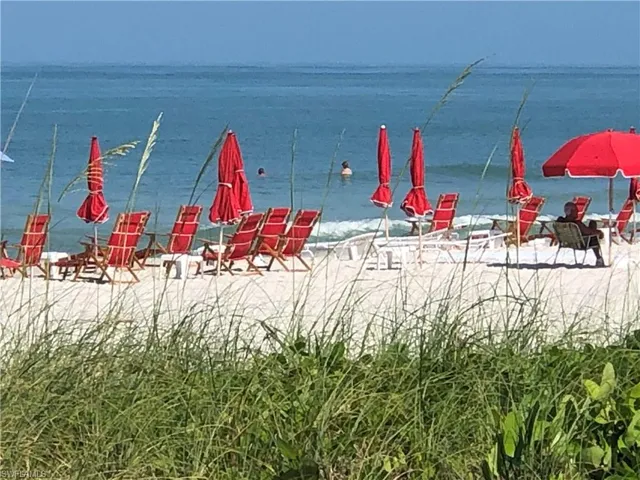 1400 Gulf Shore Blvd N 310, Naples, Florida 34102