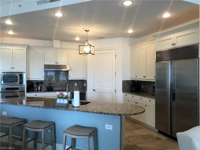 1400 Gulf Shore Blvd N 310, Naples, Florida 34102