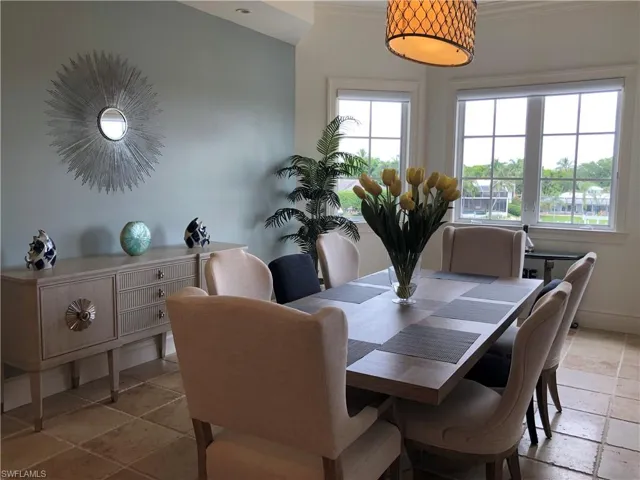 1400 Gulf Shore Blvd N 310, Naples, Florida 34102