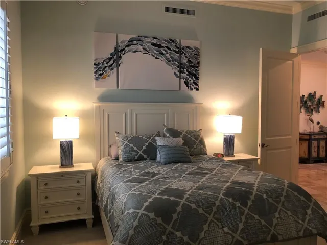 1400 Gulf Shore Blvd N 310, Naples, Florida 34102