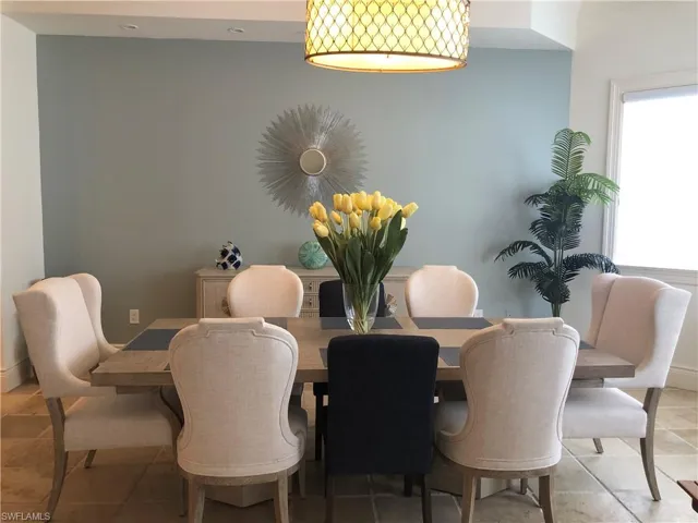 1400 Gulf Shore Blvd N 310, Naples, Florida 34102