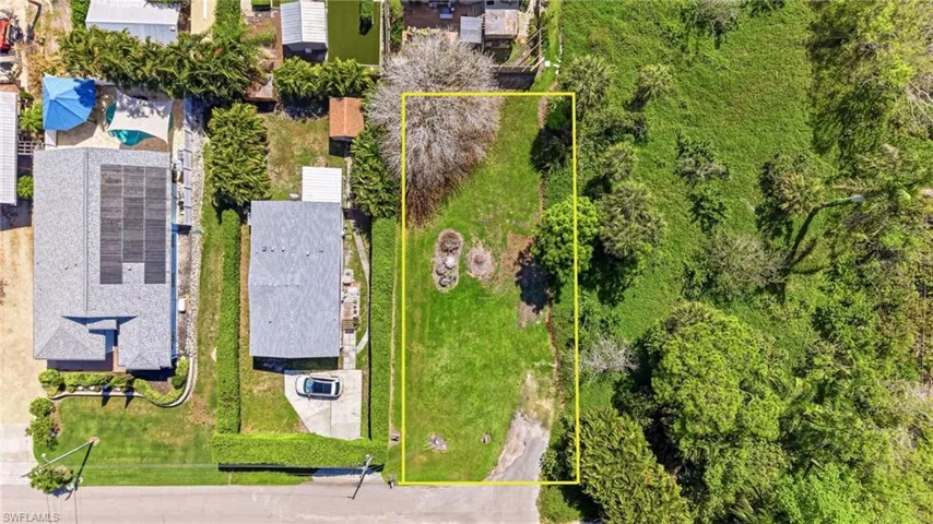 Aerial view of property's location featuring property boundaries highlighted