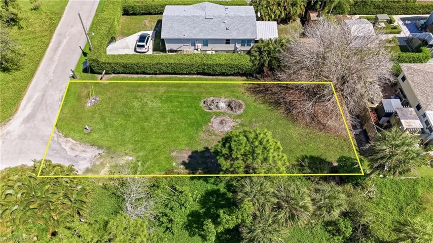 View of property location featuring property parcel outlined