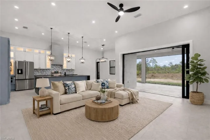VIRTUALLY STAGED Living/Great Room