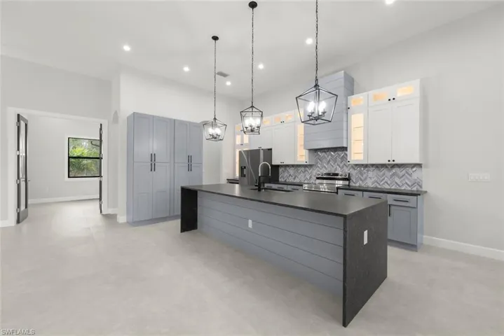 2481  24th NE AVE, Naples, FL 34120
