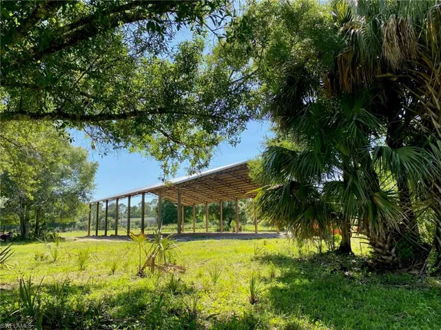 View of home's community