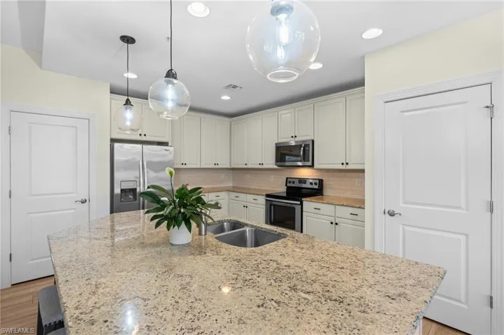 11760  Grand Belvedere  WAY, Fort Myers, FL 33913