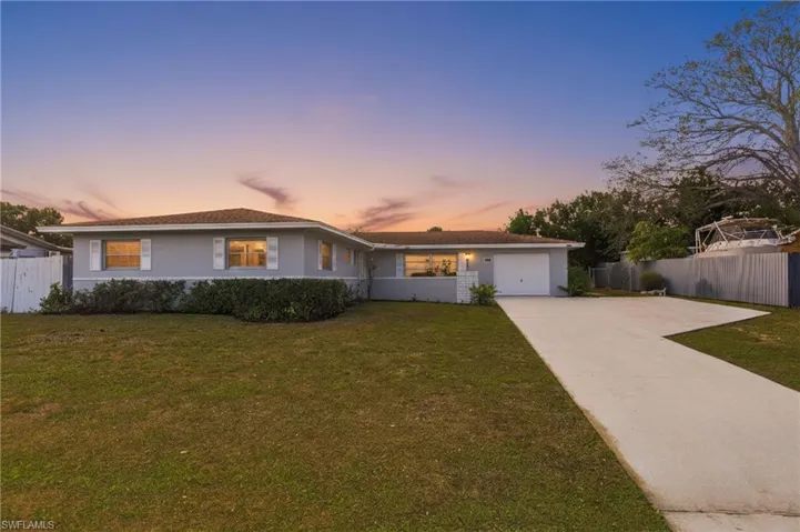 209  Punta Alta  CT, Lehigh Acres, FL 33936