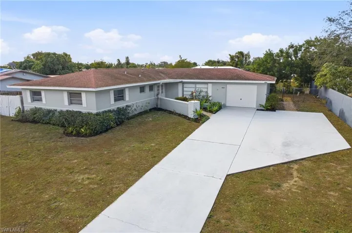 209  Punta Alta  CT, Lehigh Acres, FL 33936