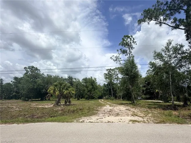 Sophomore Ln, Fort Myers, Florida 33917