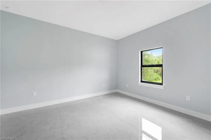 2677 62nd Ave Ne, Naples, Florida 34120