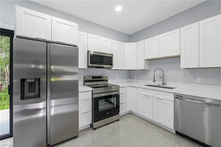 2677 62nd Ave Ne, Naples, Florida 34120