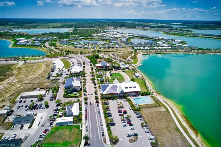 Aerial view BR featuring a water view