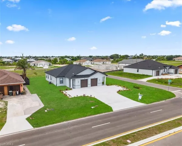 1024 Diplomat Pkwy E 26, Cape Coral, Florida 33909