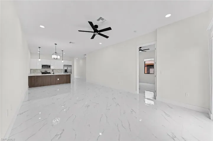 1024 Diplomat Pkwy E 26, Cape Coral, Florida 33909