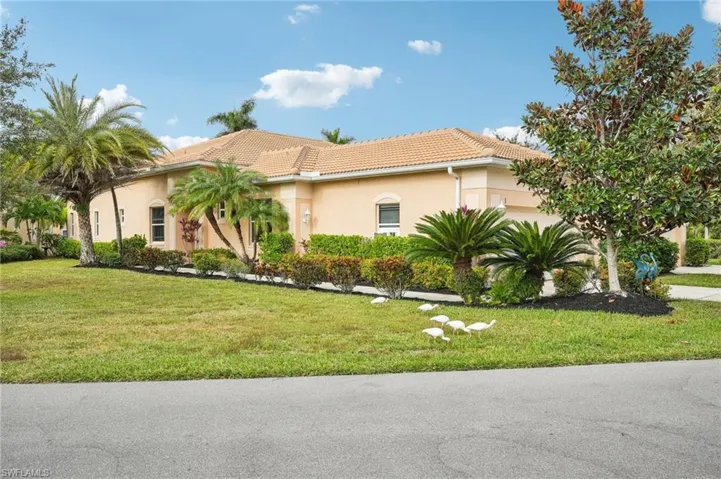 8123  Sanctuary  DR, Naples, FL 34104