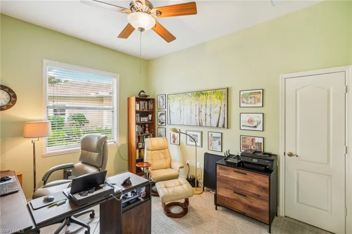 Office space/3rd  bedroom