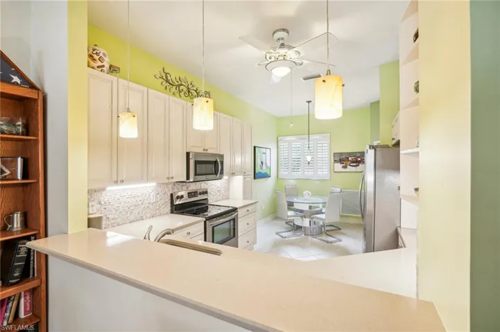 8123  Sanctuary  DR, Naples, FL 34104