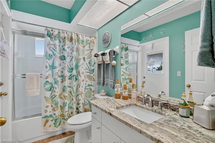 412 Se 13th Ave, Cape Coral, Florida 33990