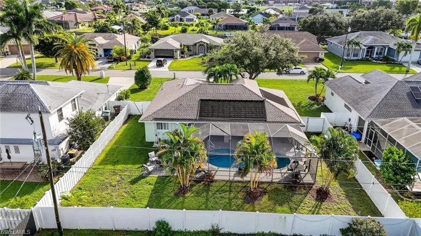 412 Se 13th Ave, Cape Coral, Florida 33990
