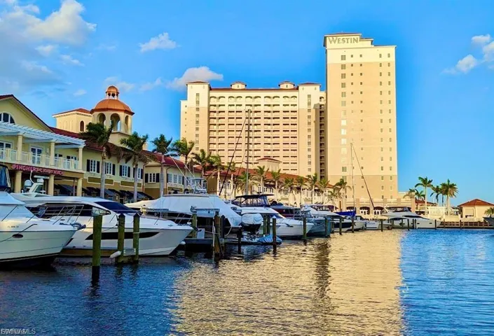 412 Se 13th Ave, Cape Coral, Florida 33990