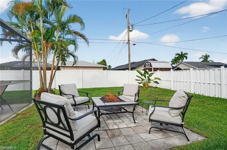412 Se 13th Ave, Cape Coral, Florida 33990