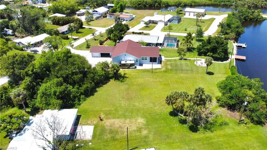 1302  Wendell  AVE, North Fort Myers, FL 33903