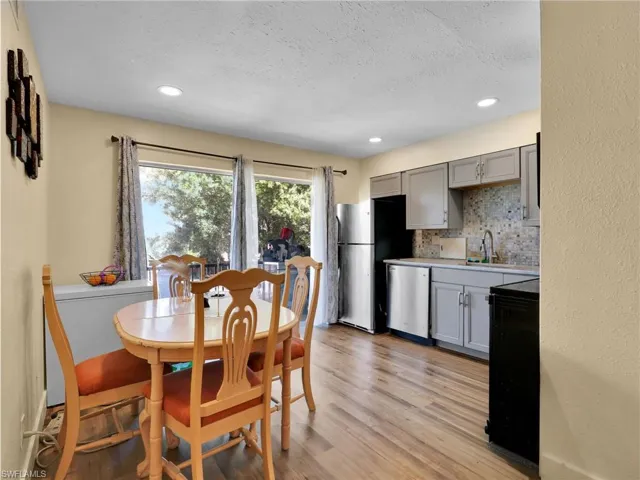 1560 Colonial Blvd 235, Fort Myers, Florida 33907
