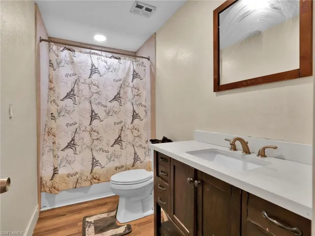 1560 Colonial Blvd 235, Fort Myers, Florida 33907