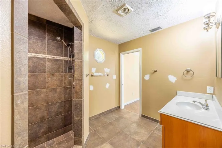 17457  Clover  AVE, Port Charlotte, FL 33948