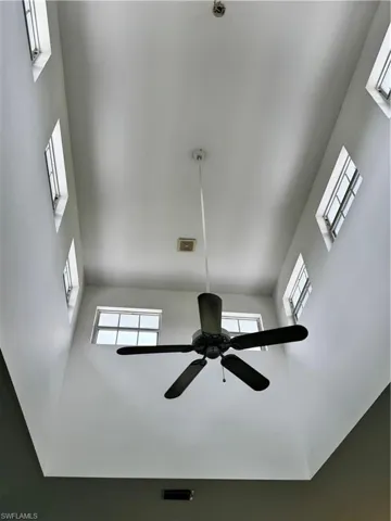 High ceilings with windows Let’s the sun in all day!