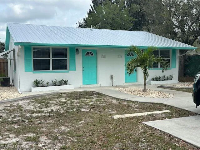 27497/499  Nevada  ST, Bonita Springs, FL 34135