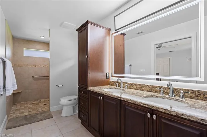Master Suite 1st floor